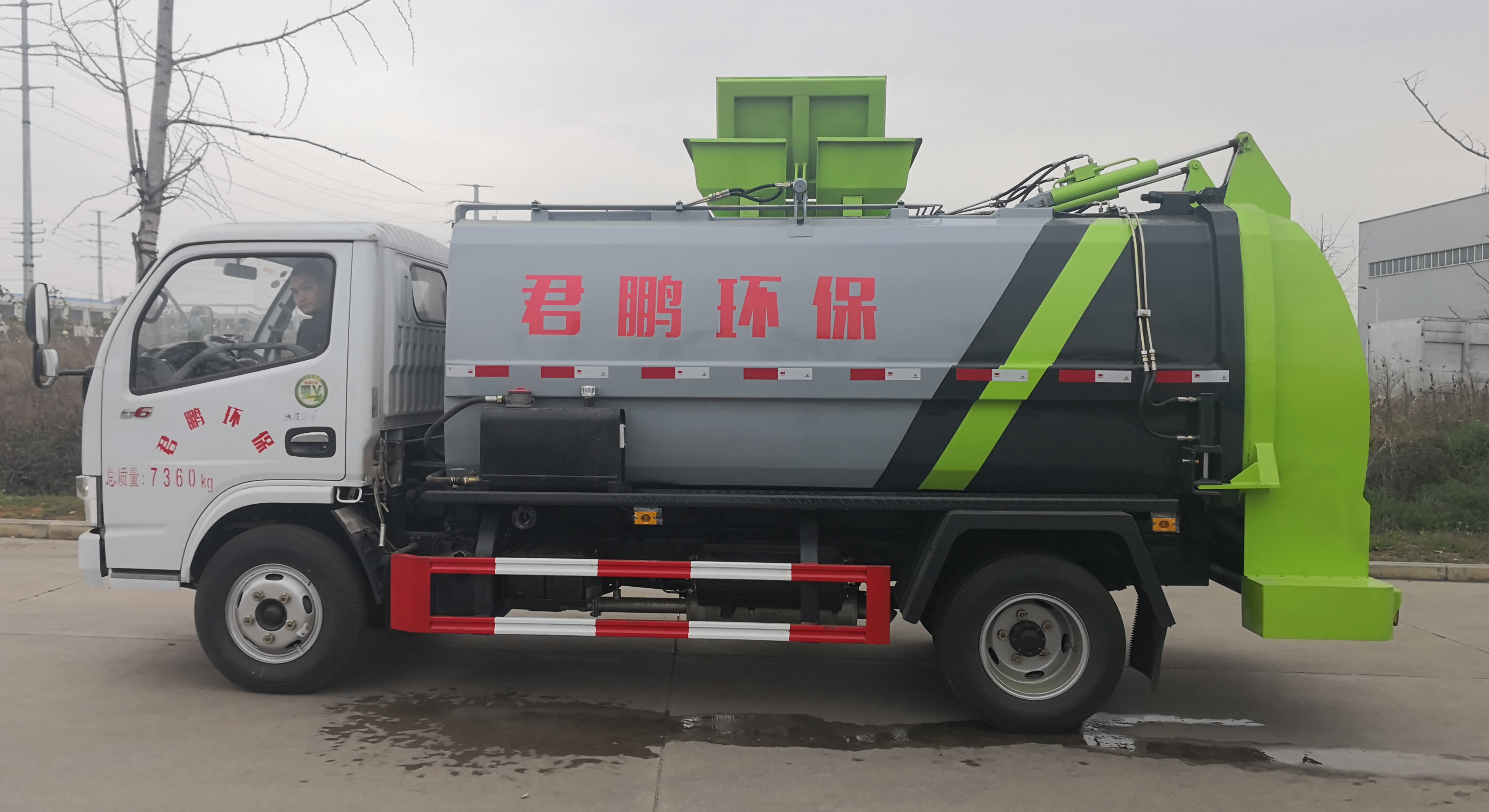 楚勝牌多利卡D6餐廚垃圾車
