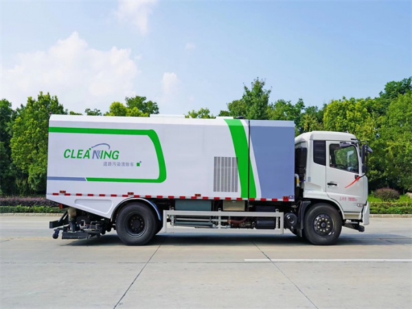 東風(fēng)天錦道路污染清除車（深度保潔車）